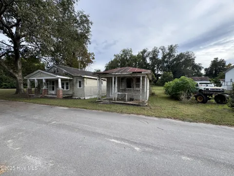 108 Bell Street