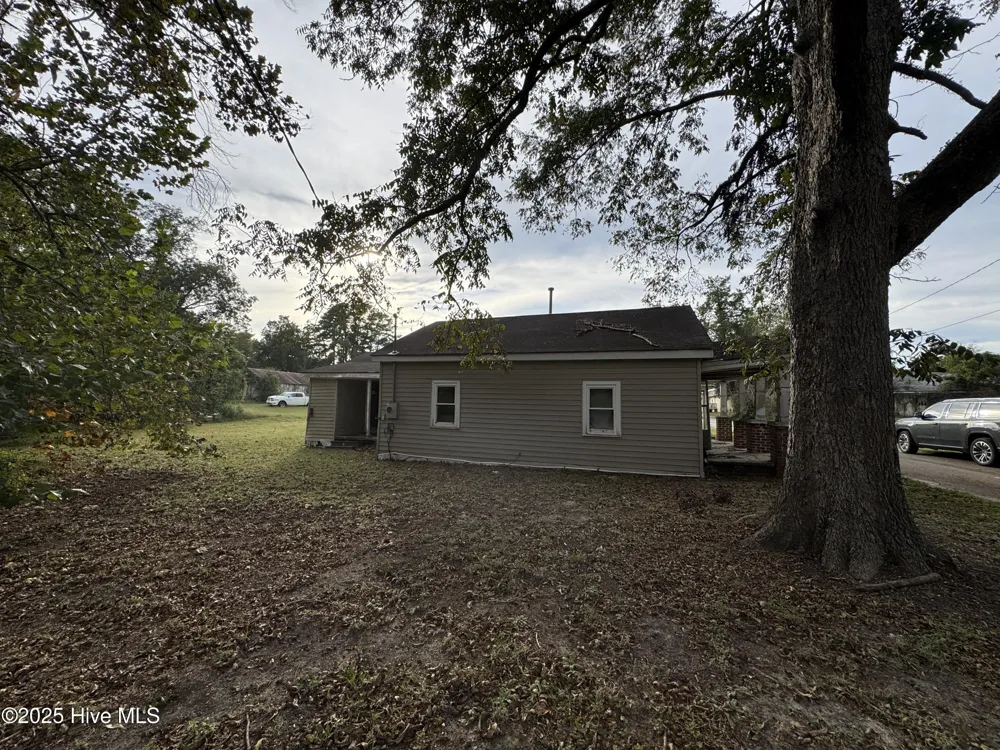 108 Bell Street Pollocksville, NC 28573