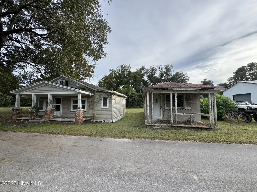 108 Bell Street Pollocksville, NC 28573