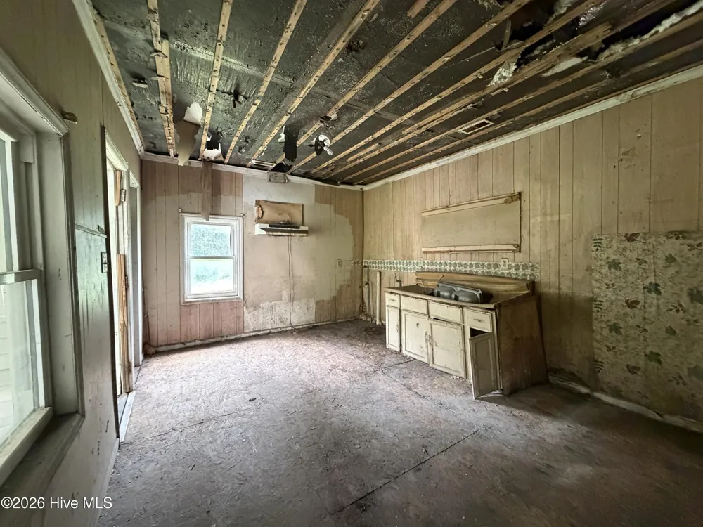 108 Bell Street Pollocksville, NC 28573
