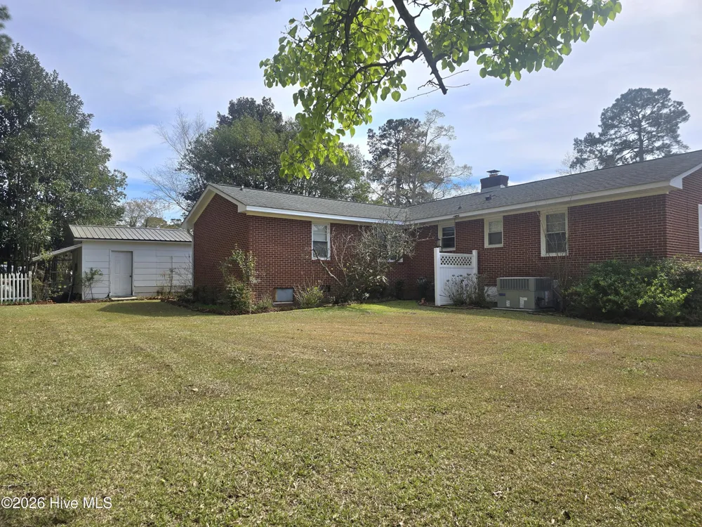 214 E Bladen Street Bladenboro, NC 28320