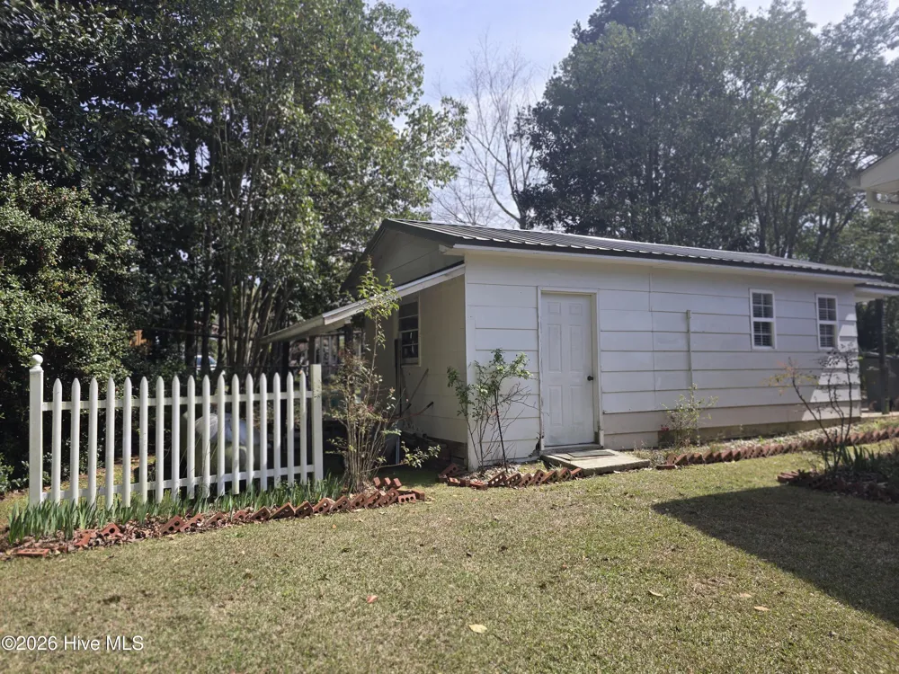 214 E Bladen Street Bladenboro, NC 28320