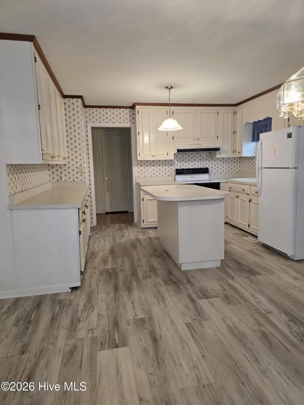 214 E Bladen Street Bladenboro, NC 28320