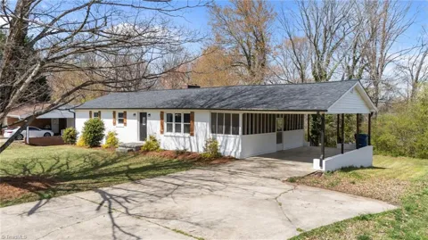 735 Hallmark Drive