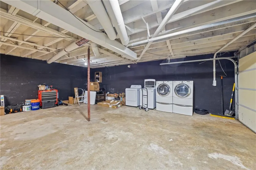 735 Hallmark Drive Rural Hall, NC 27045