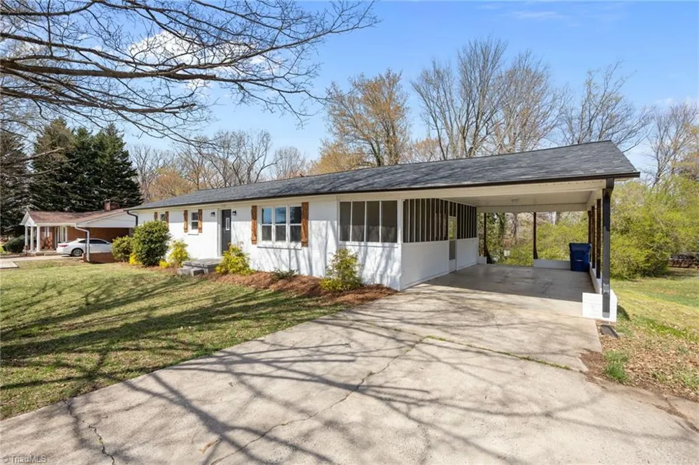 735 Hallmark Drive Rural Hall, NC 27045