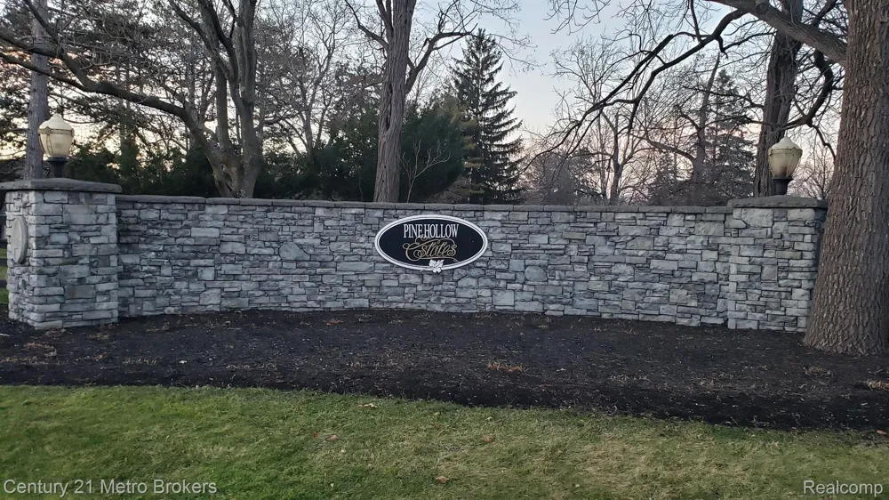 6308 Withers Way Court Grand Blanc Charter Township, MI 48439