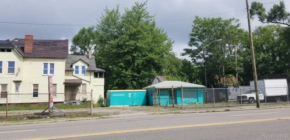 2444 MOUNT ELLIOTT STREET Detroit City, MI 48207