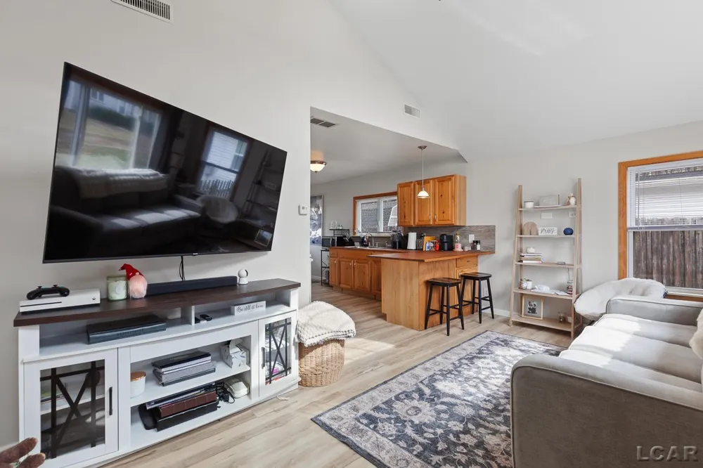 502 Wilbur Avenue Columbia Township, MI 49230