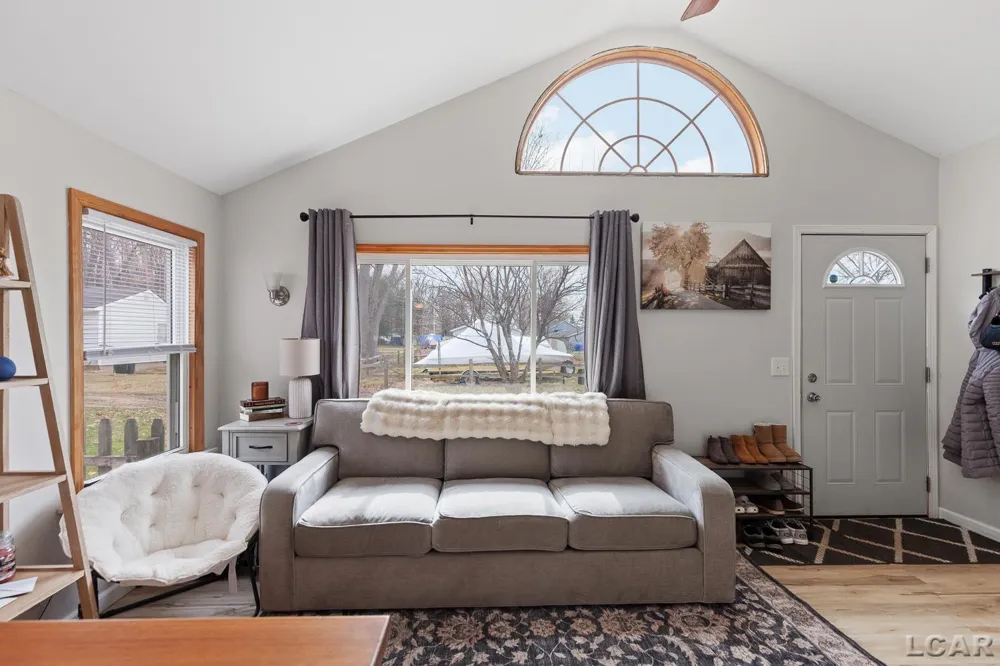 502 Wilbur Avenue Columbia Township, MI 49230
