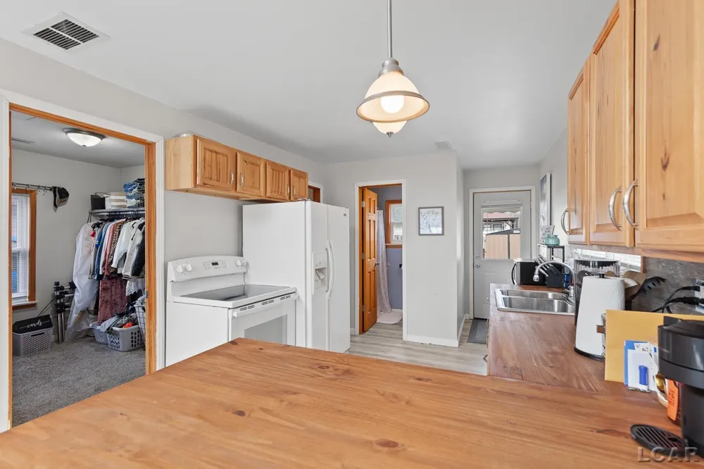 502 Wilbur Avenue Columbia Township, MI 49230