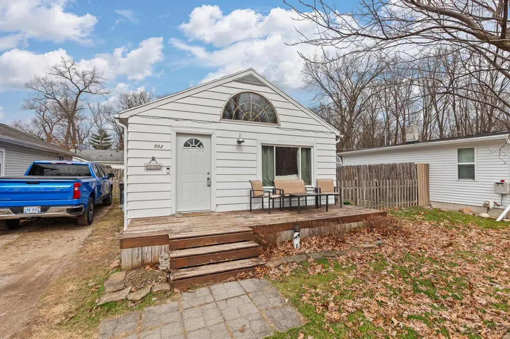 502 Wilbur Avenue Columbia Township, MI 49230