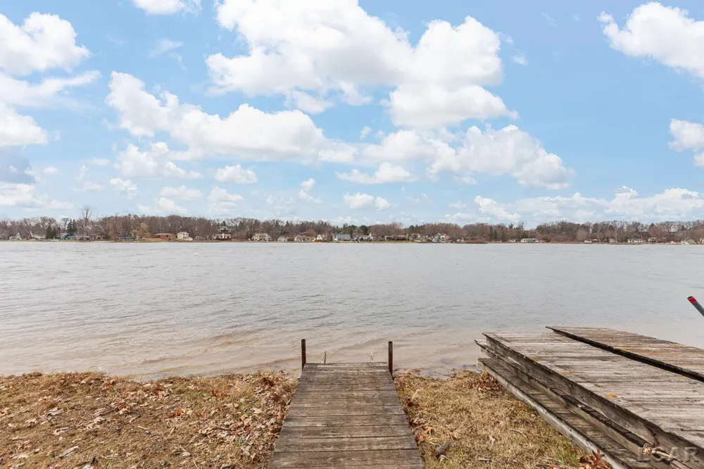 502 Wilbur Avenue Columbia Township, MI 49230