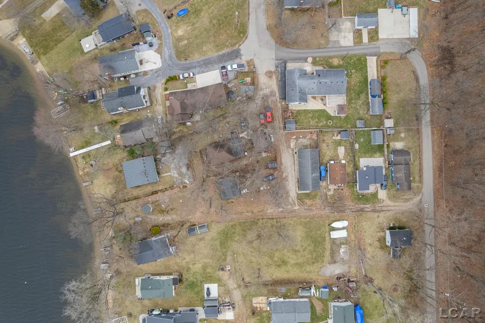 502 Wilbur Avenue Columbia Township, MI 49230