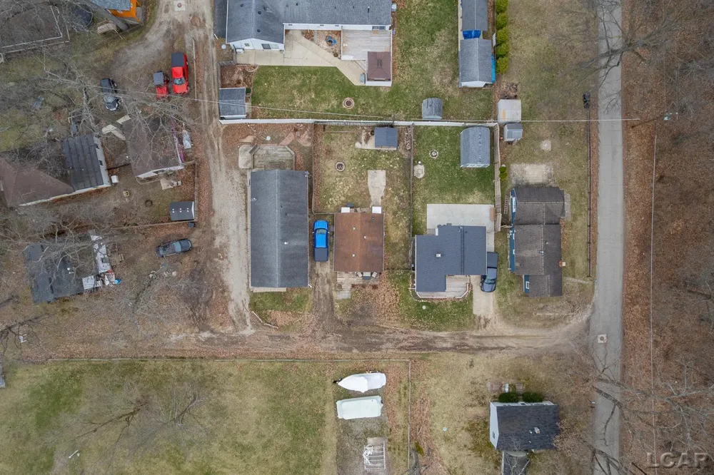 502 Wilbur Avenue Columbia Township, MI 49230
