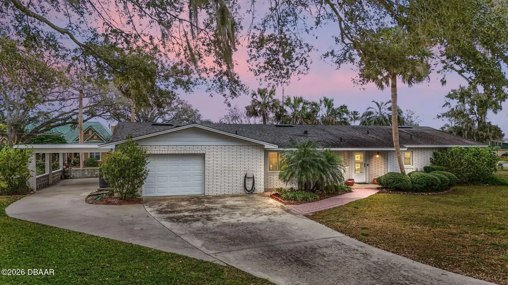 803 Shore Drive #, Leesburg, FL 34748