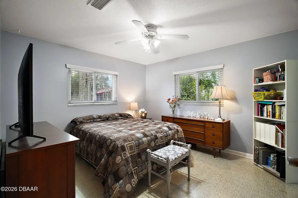 803 Shore Drive #, Leesburg, FL 34748