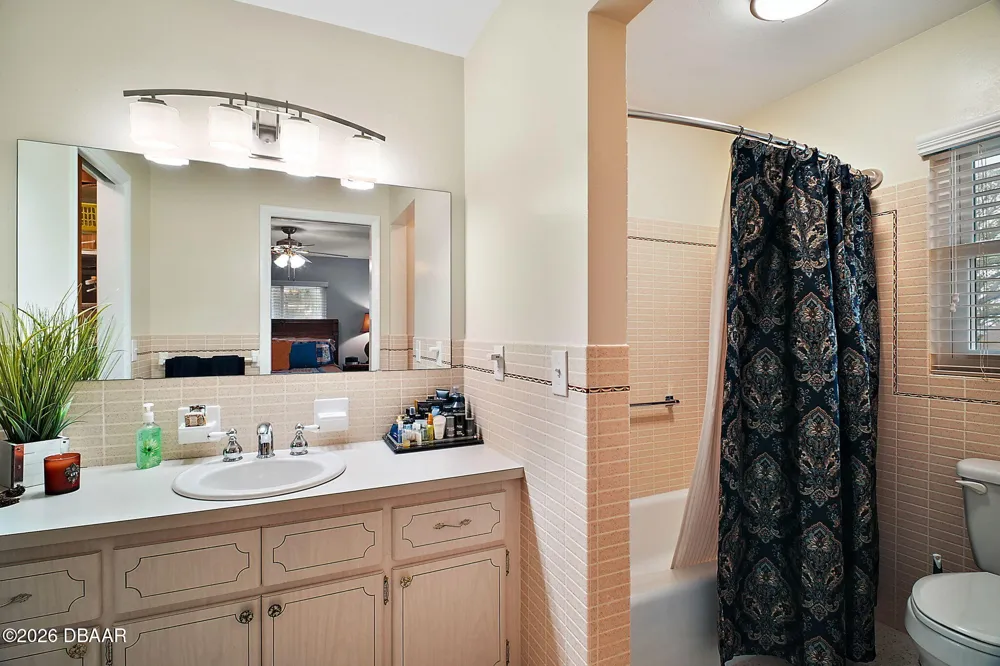803 Shore Drive #, Leesburg, FL 34748