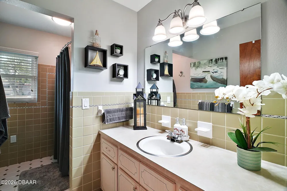 803 Shore Drive #, Leesburg, FL 34748