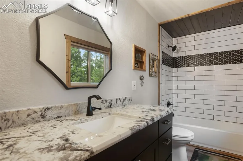 45 Barr Lake Circle Divide, CO 80814