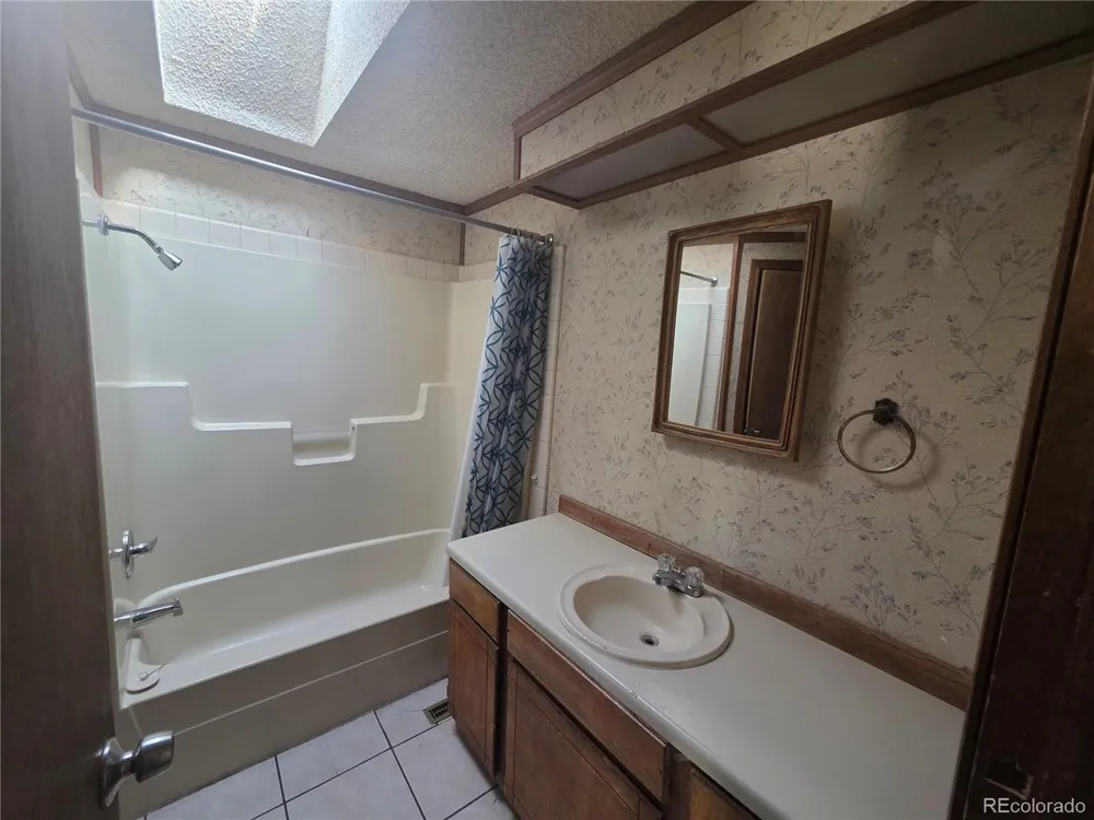 232 Arapahoe Road South Fork, CO 81154