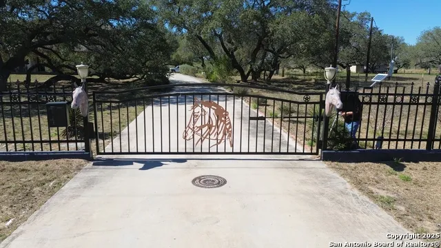 13115 Sh 16 Poteet, TX 78065