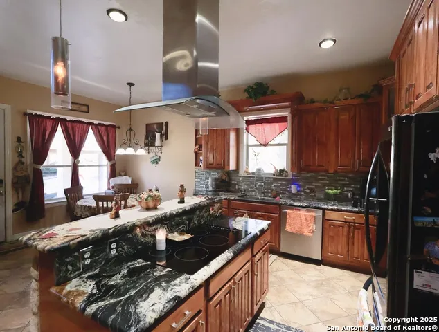 13115 Sh 16 Poteet, TX 78065