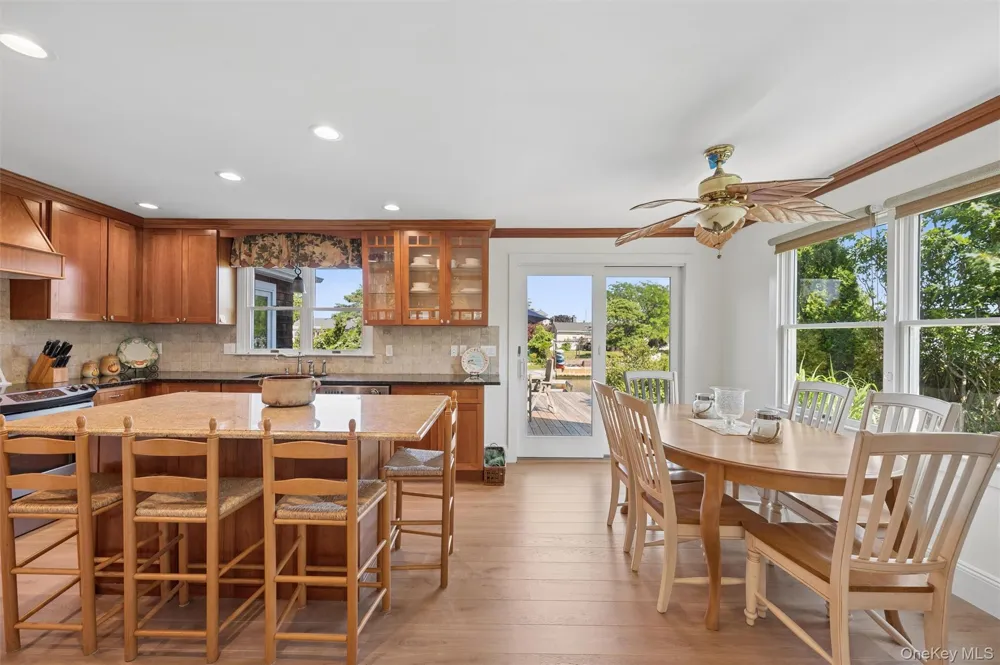 23 Whiting Road East Quogue, NY 11942