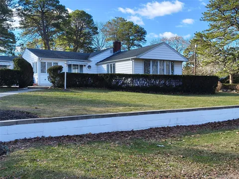 1 Washington Avenue E