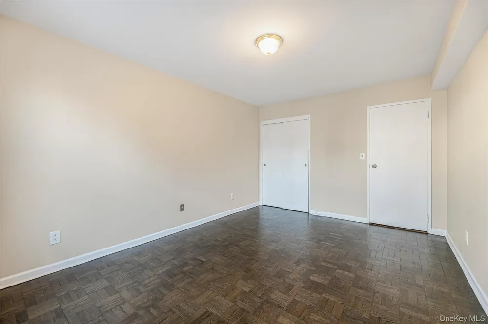 1725 Edison Avenue #1F Bronx, NY 10461