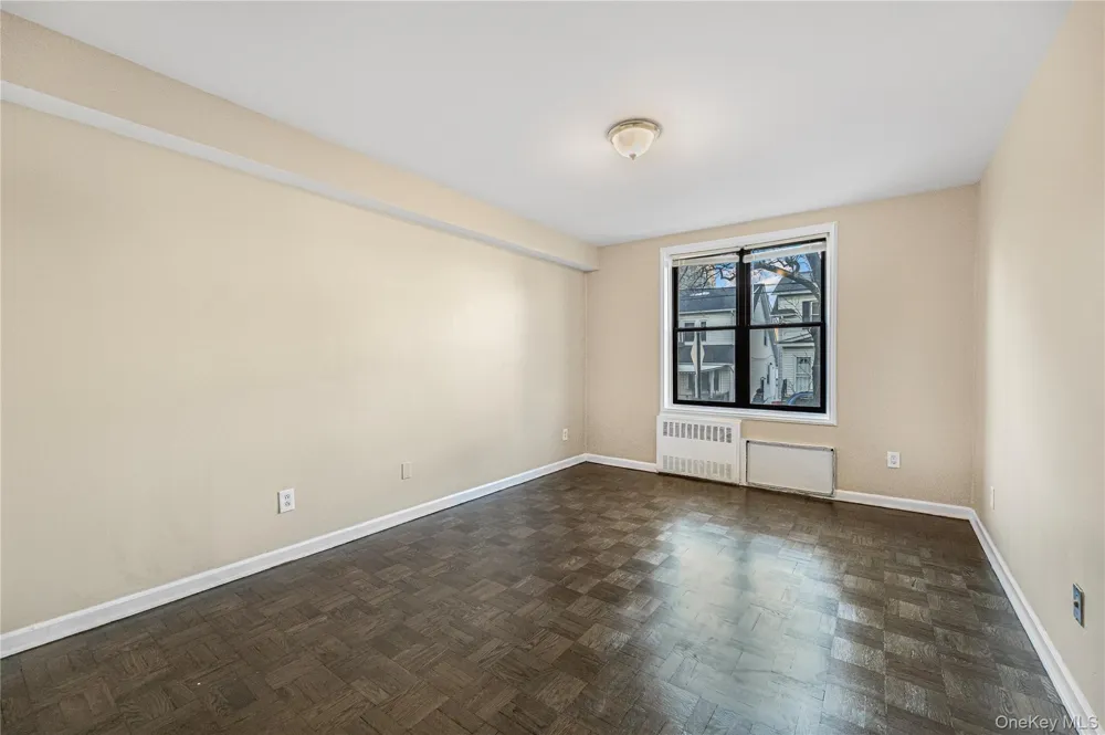 1725 Edison Avenue #1F Bronx, NY 10461