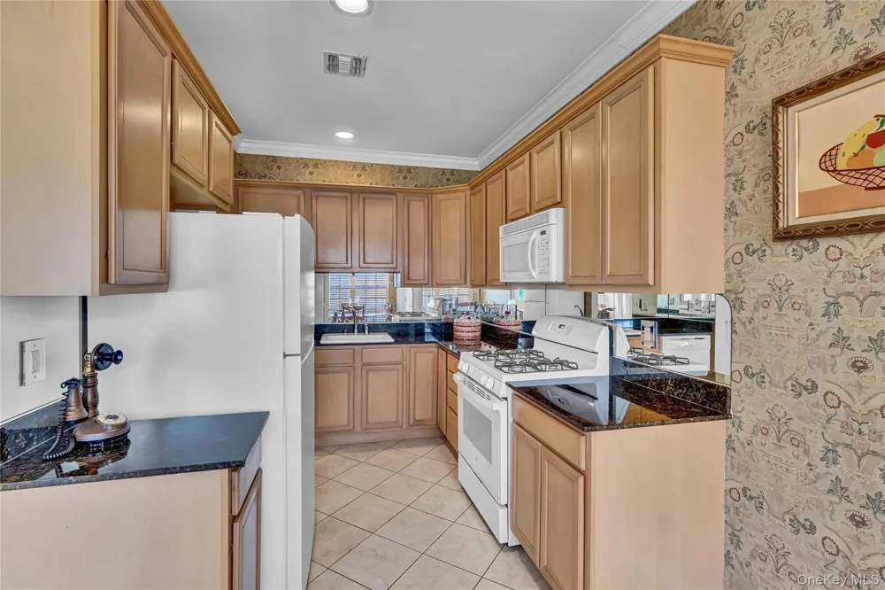 85 Constantine Way Mount Sinai, NY 11766