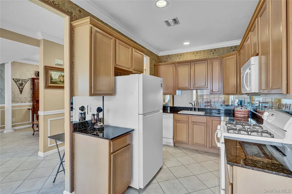 85 Constantine Way Mount Sinai, NY 11766