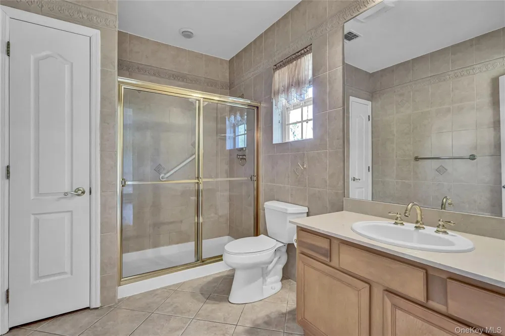 85 Constantine Way Mount Sinai, NY 11766