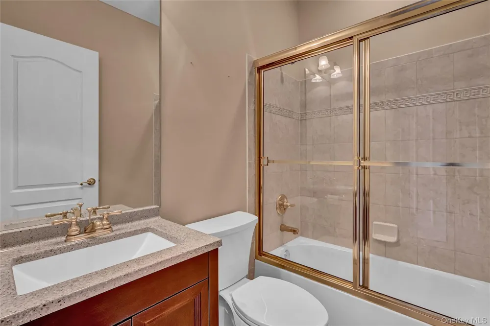 85 Constantine Way Mount Sinai, NY 11766