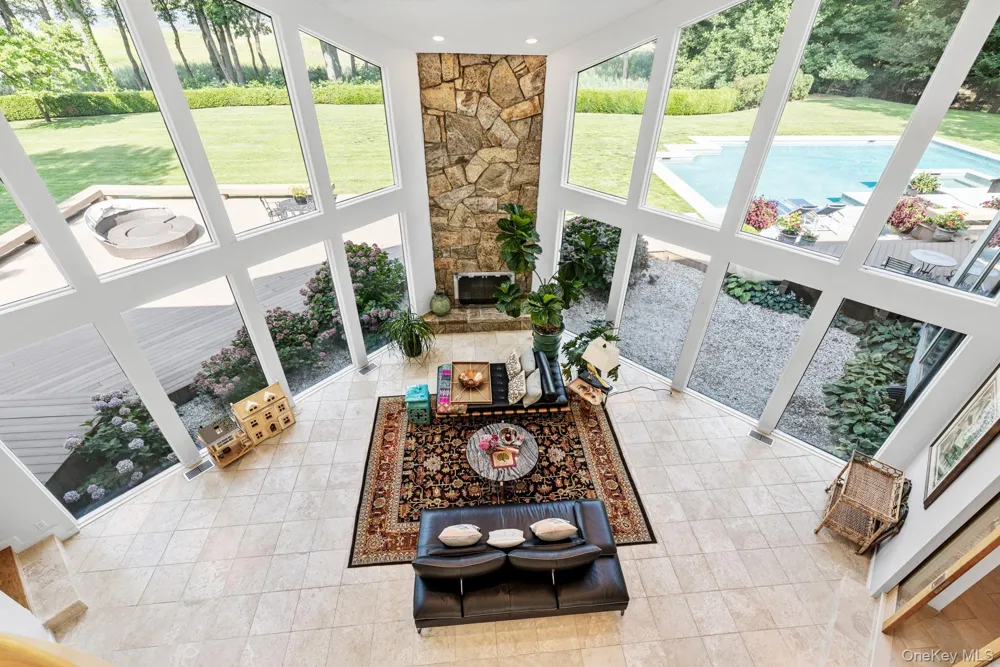 8 Mill Pond Lane Lattingtown, NY 11560