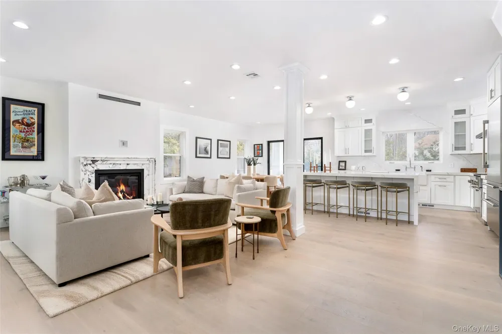 40 Waters Edge Road Southampton, NY 11968