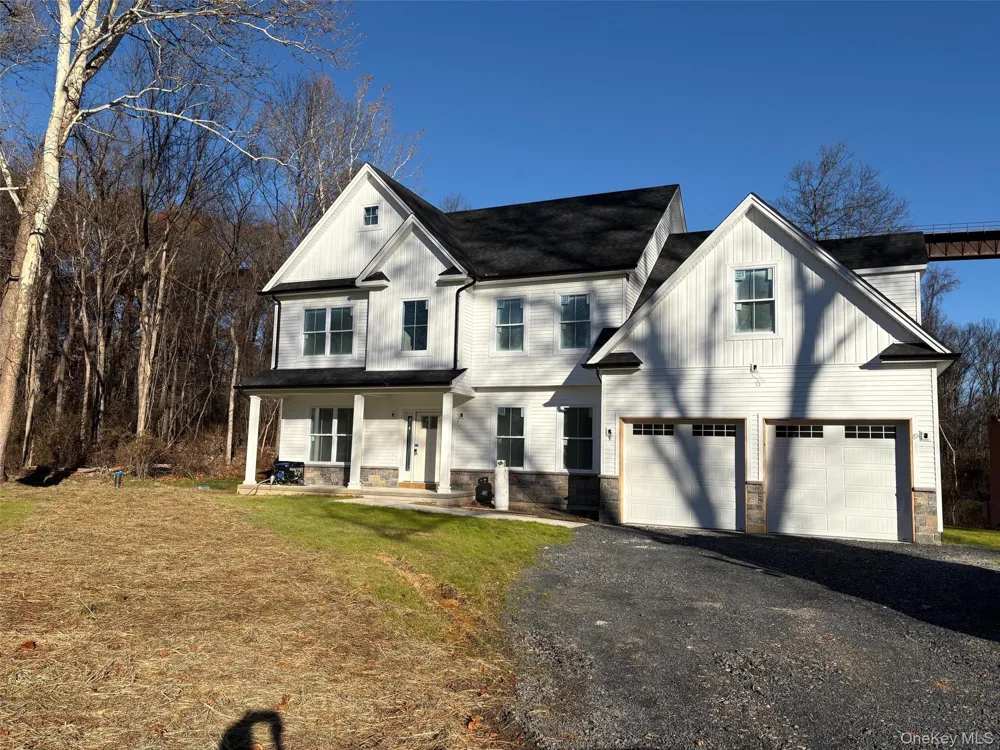 3 Rosewood Lane Salisbury Mills, NY 12577