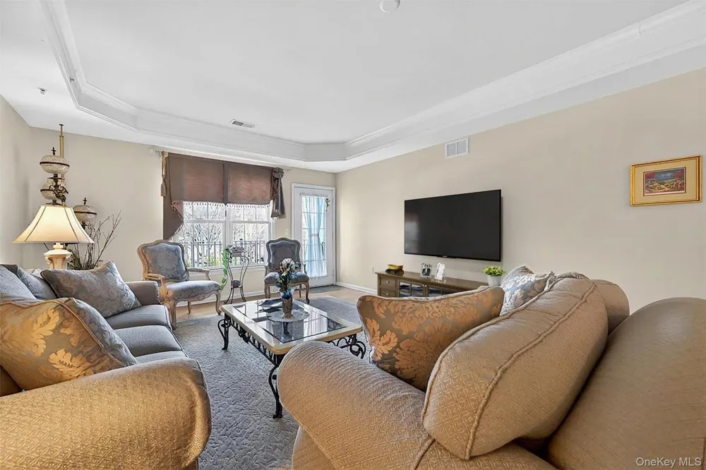 28 De Baun Avenue #304 Airmont, NY 10901