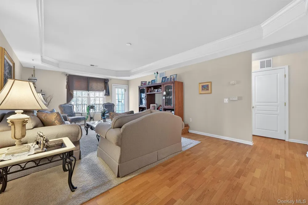 28 De Baun Avenue #304 Airmont, NY 10901