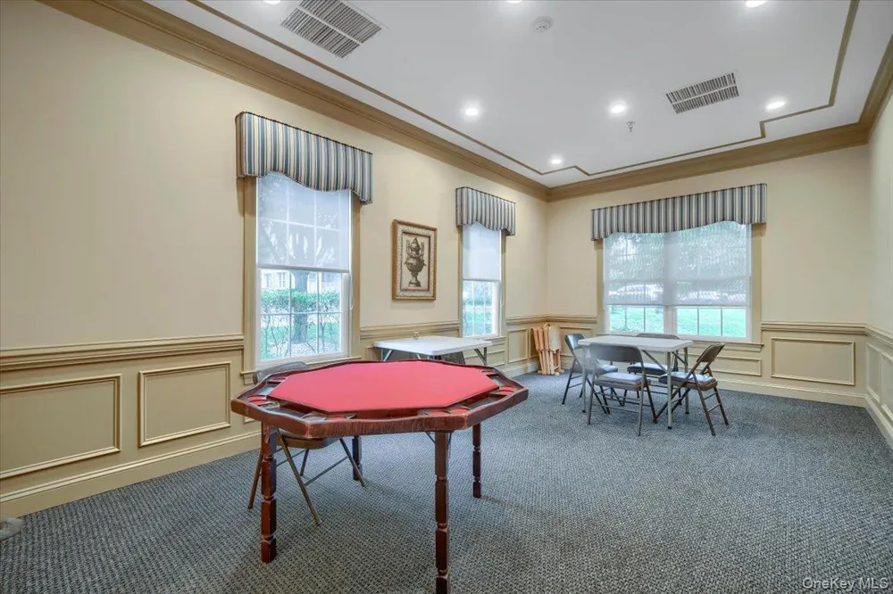 28 De Baun Avenue #304 Airmont, NY 10901