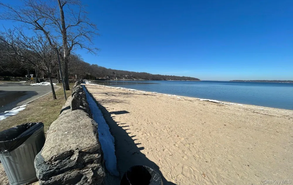 38 Tiffany Road Oyster Bay Cove, NY 11771