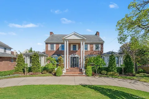 23 Center Drive
