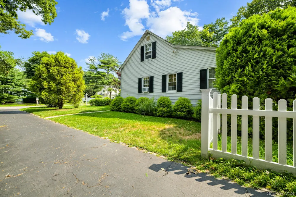 154 Cedar Road E Mastic Beach, NY 11951