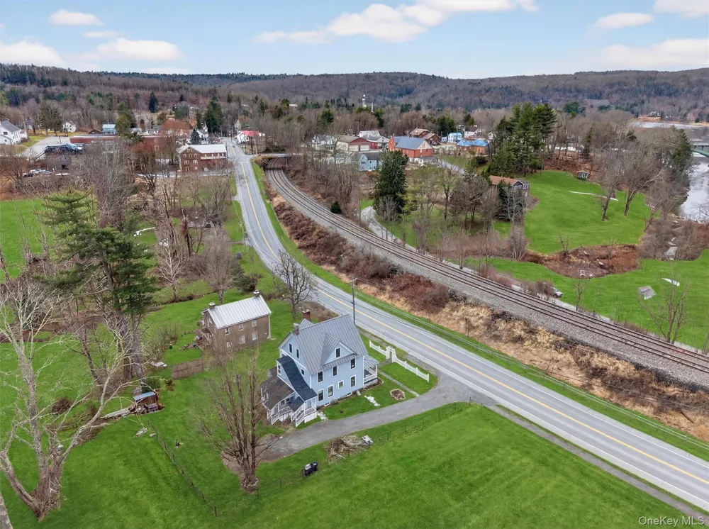 48 Kirks Road Narrowsburg, NY 12764