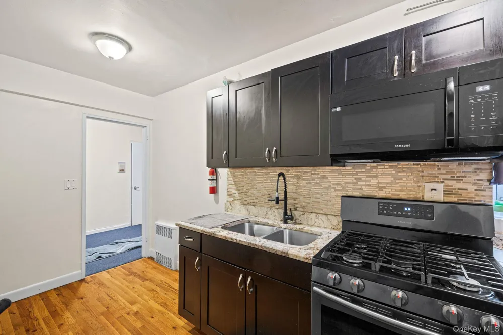 2105 Wallace Avenue #5A Bronx, NY 10462