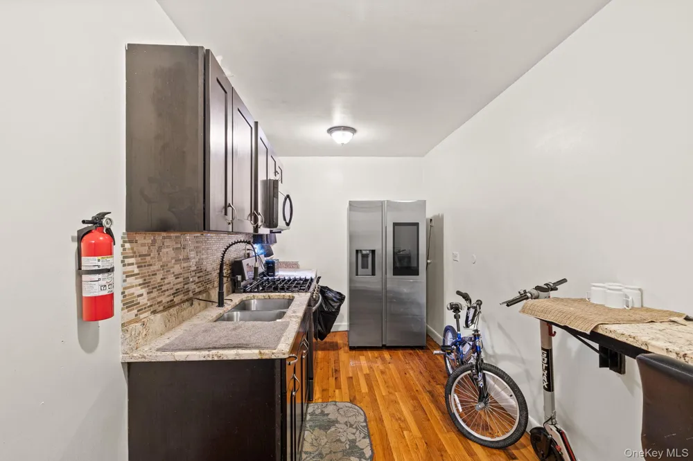 2105 Wallace Avenue #5A Bronx, NY 10462
