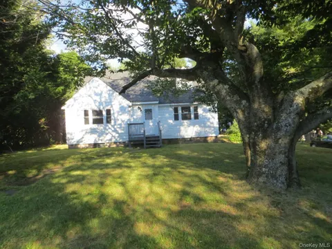 105 Wood Avenue