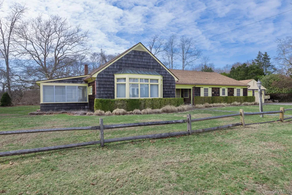 43 Halsey Road Remsenburg, NY 11960