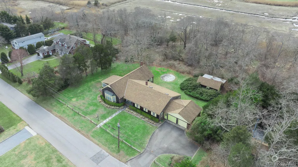 43 Halsey Road Remsenburg, NY 11960